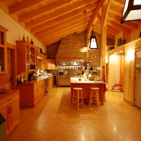 Bear Claw Lodge Kispiox Dış mekan fotoğraf